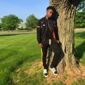 Meet your Posher, Malcolm